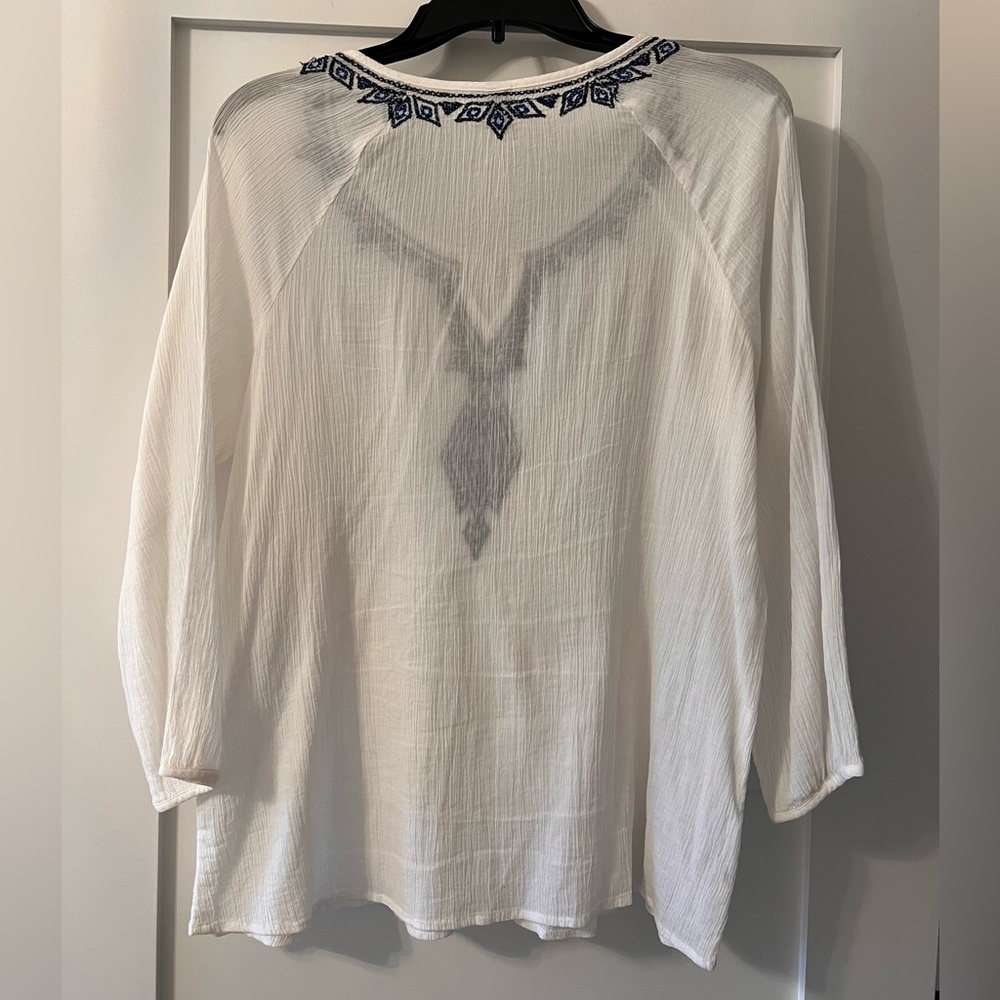 White and Blue Embroidered Shirt - Picture 3 of 7